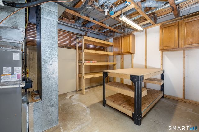 78 Crossroads Lane 78, Glastonbury, CT 06033