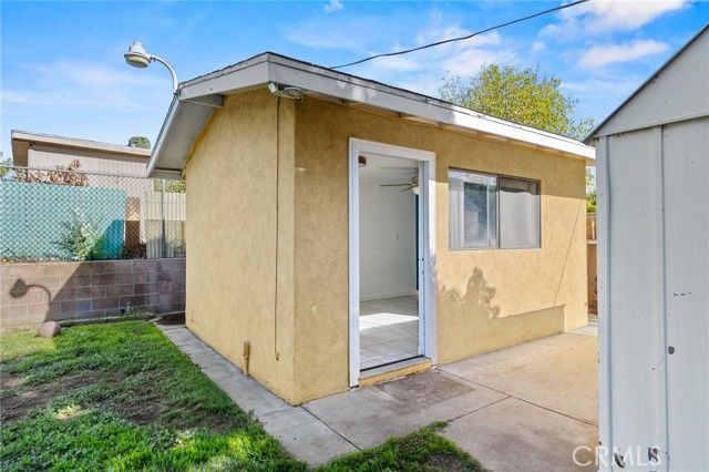 340 E Shamrock, Rialto, CA 92376
