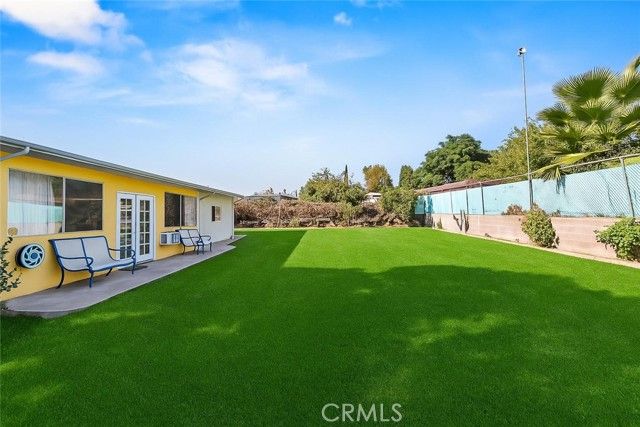 340 E Shamrock, Rialto, CA 92376