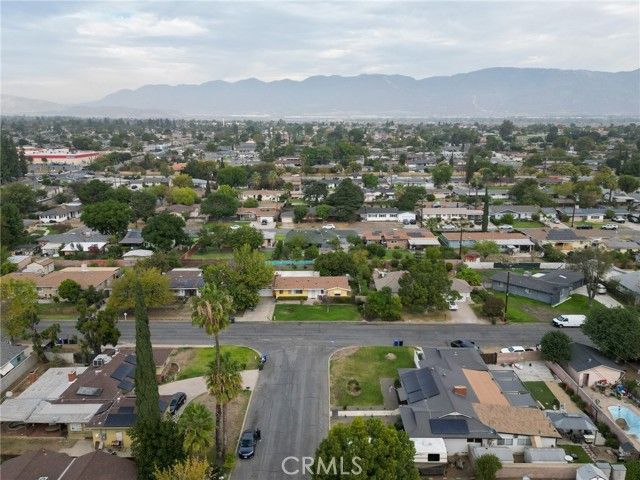 340 E Shamrock, Rialto, CA 92376