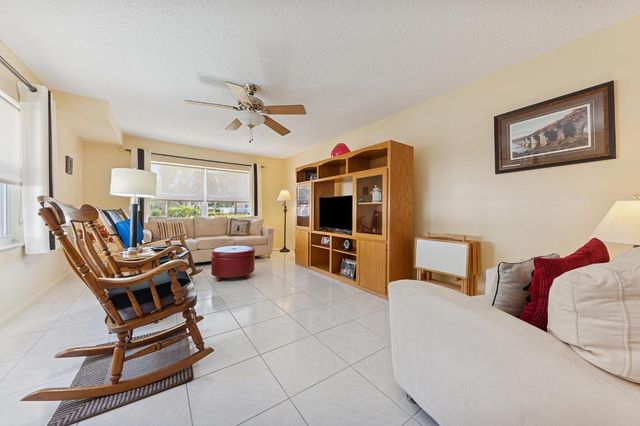 3002 Hayden Court, Boynton Beach, FL 33436