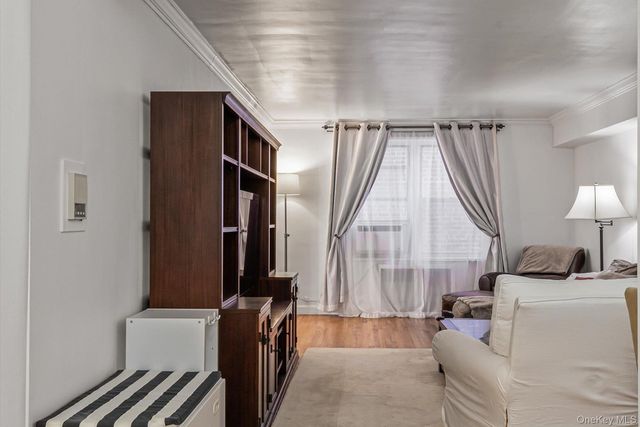 72-10 112th Street 3B, Forest Hills, NY 11375