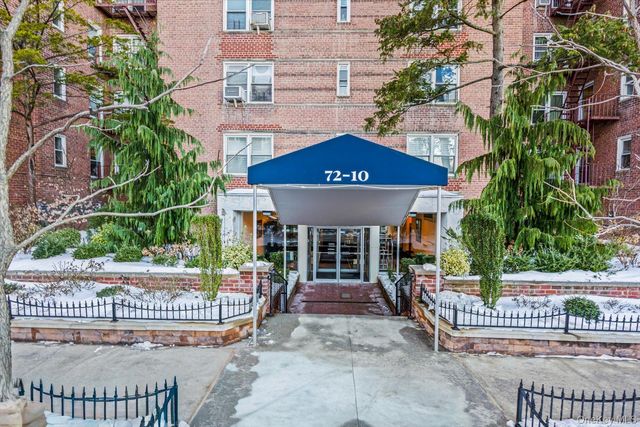 72-10 112th Street 3B, Forest Hills, NY 11375