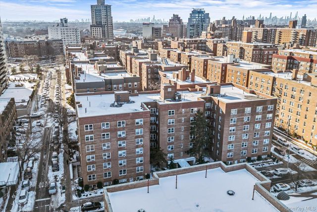 72-10 112th Street 3B, Forest Hills, NY 11375