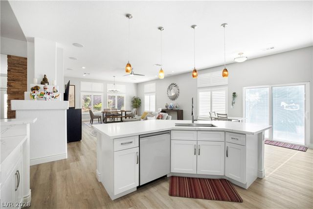 265 Great Duke Avenue, Las Vegas, NV 89183