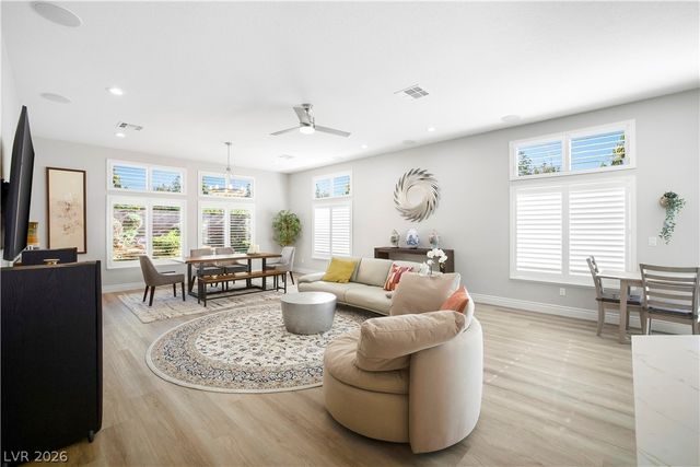 265 Great Duke Avenue, Las Vegas, NV 89183