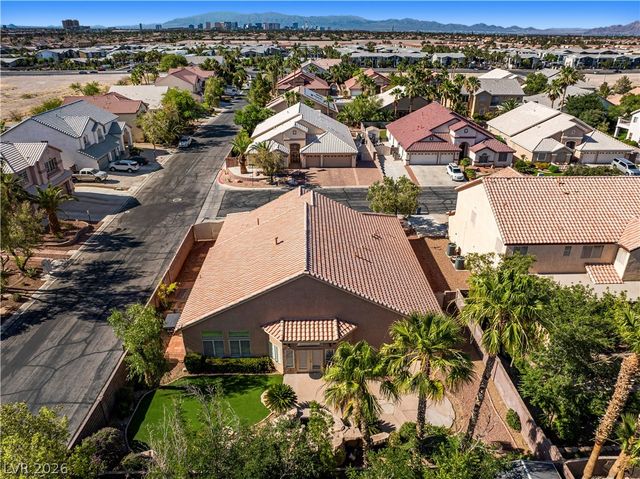 265 Great Duke Avenue, Las Vegas, NV 89183