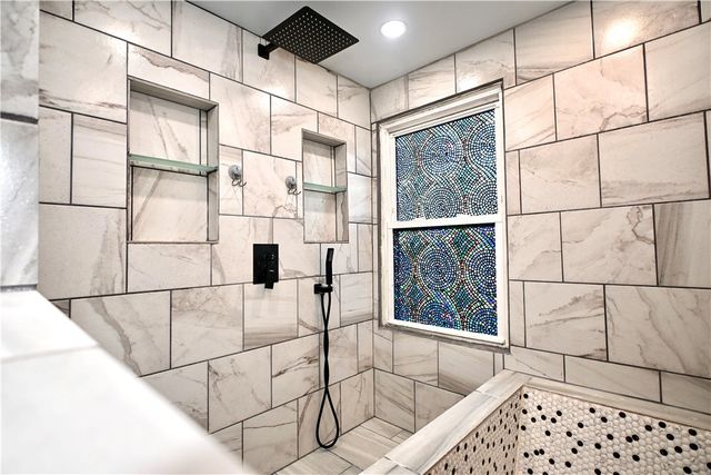 134 Ida Ave, Donora, PA 15033