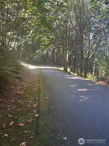 4610 Hemlock Lane NW, Gig Harbor, WA 98335