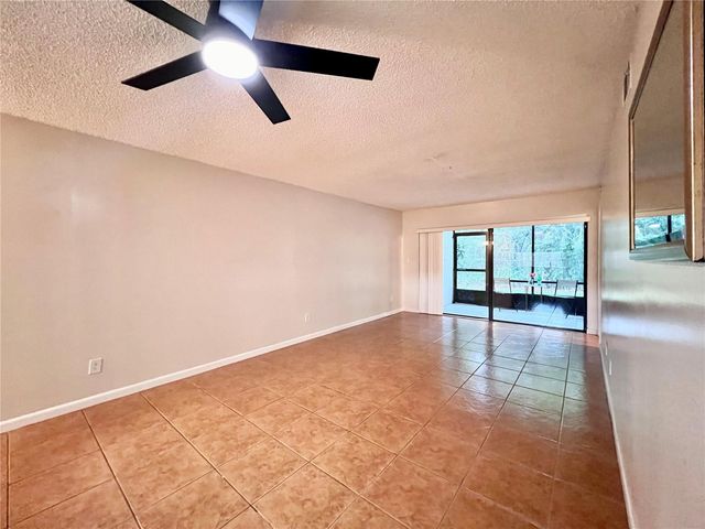 3283 WESTRIDGE BOULEVARD 3283, Orlando, FL 32822