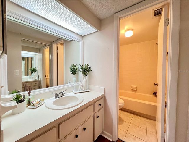 3283 WESTRIDGE BOULEVARD 3283, Orlando, FL 32822