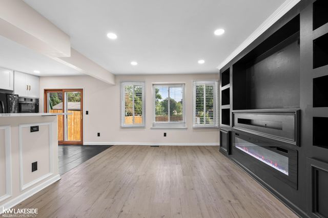 758 Miller Road, Lake Orion, MI 48362