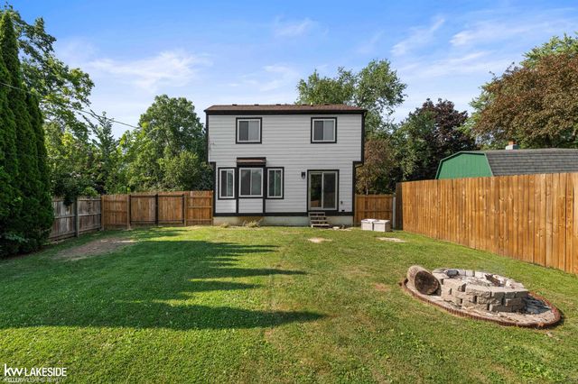 758 Miller Road, Lake Orion, MI 48362