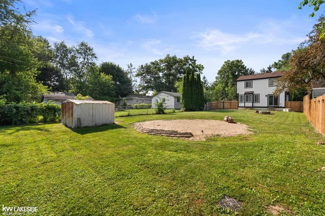 758 Miller Road, Lake Orion, MI 48362