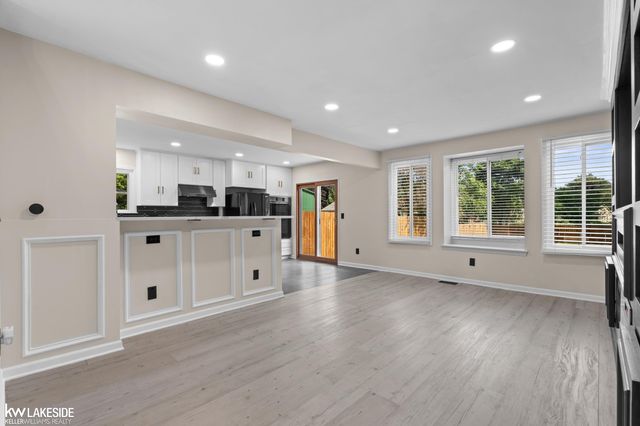 758 Miller Road, Lake Orion, MI 48362