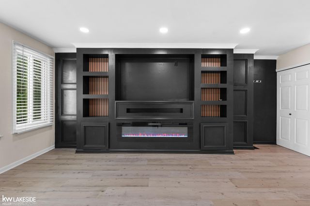 758 Miller Road, Lake Orion, MI 48362