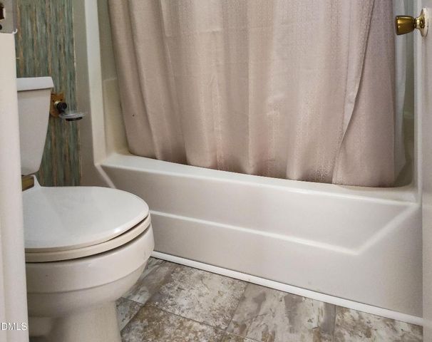 205 Darrel Road, La Grange, NC 28551