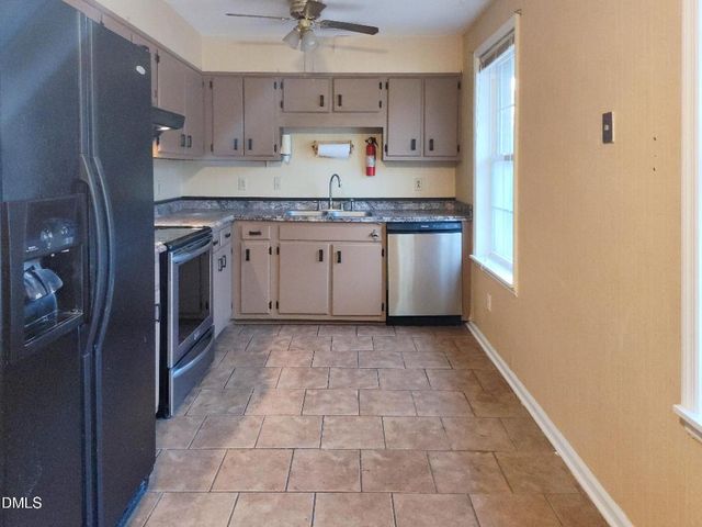 205 Darrel Road, La Grange, NC 28551