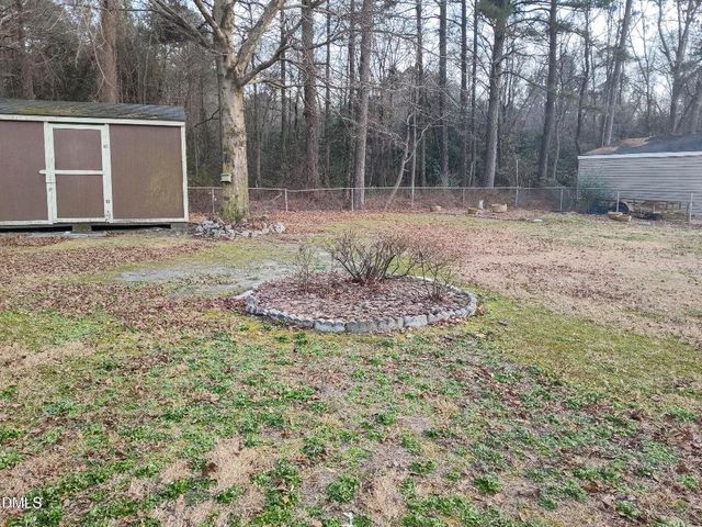 205 Darrel Road, La Grange, NC 28551