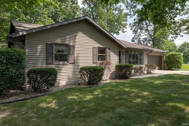 1500 Cottonwood Drive, Elkhart, IN 46514