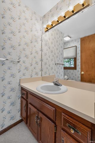 1500 Cottonwood Drive, Elkhart, IN 46514