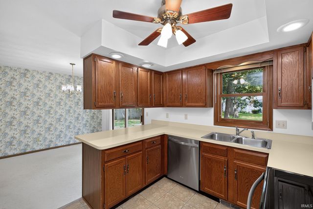 1500 Cottonwood Drive, Elkhart, IN 46514