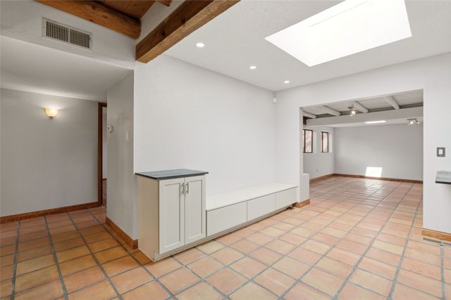 2201 Paseo de los Chamisos, Santa Fe, NM 87505
