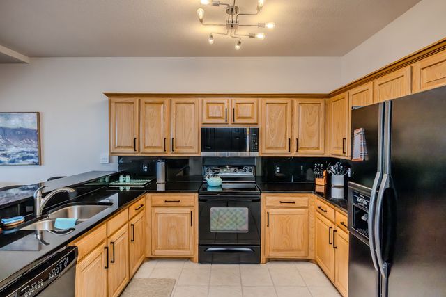 504 Eagle Point, Graford, TX 76449