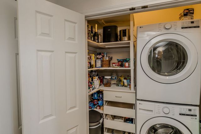 504 Eagle Point, Graford, TX 76449