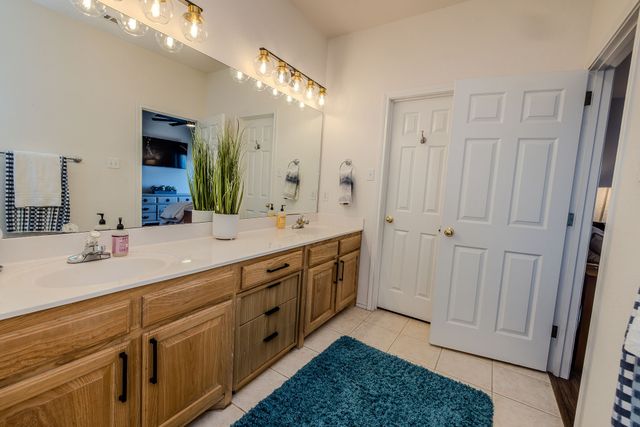 504 Eagle Point, Graford, TX 76449