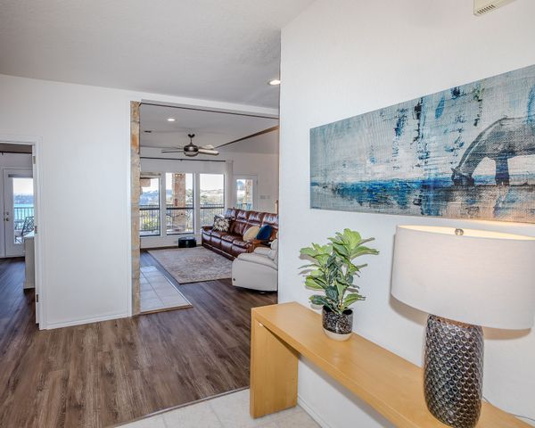 504 Eagle Point, Graford, TX 76449