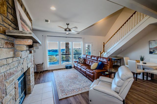 504 Eagle Point, Graford, TX 76449