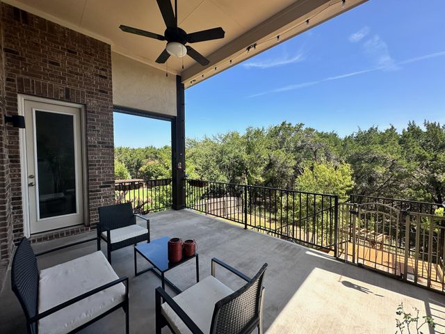 240 Brentwood DR, Austin, TX 78737