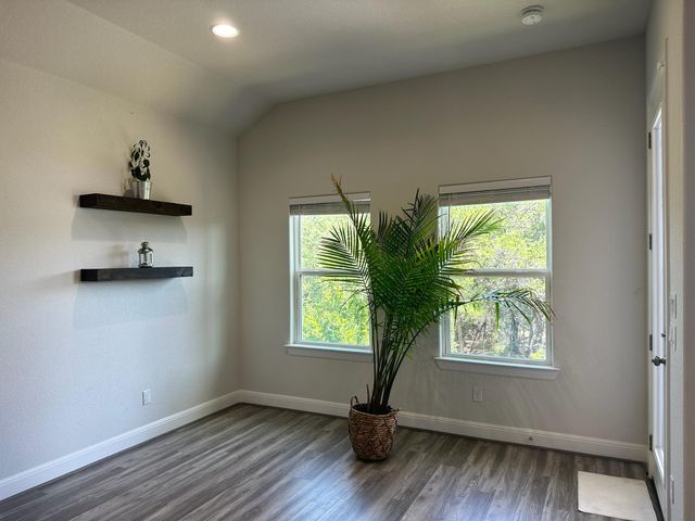 240 Brentwood DR, Austin, TX 78737