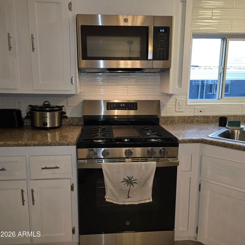 2524 E CONTENTION MINE Road 22N, Phoenix, AZ 85032