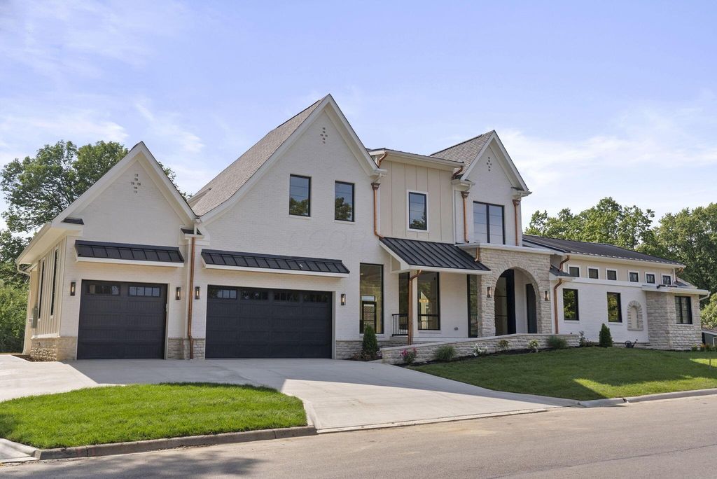 3151 Asbury Drive, Columbus, OH 43221