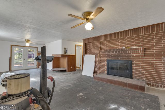 11649 Panhandle Road, Hampton, GA 30228