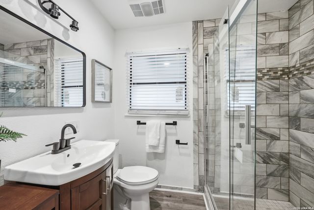 334 Karen Ln, San Antonio, TX 78209