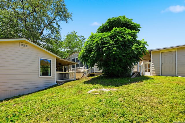 334 Karen Ln, San Antonio, TX 78209