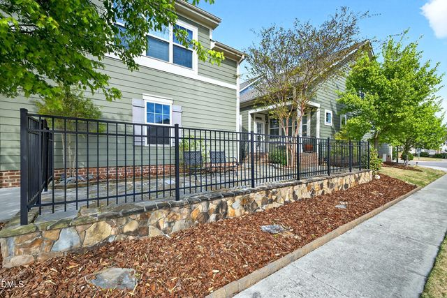 2025 Great Ridge Parkway, Chapel Hill, NC 27516