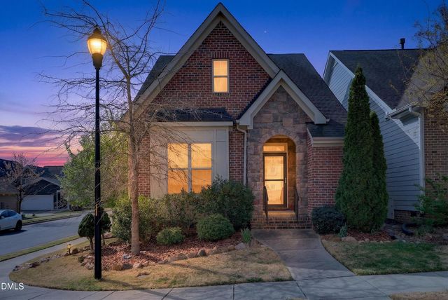 2025 Great Ridge Parkway, Chapel Hill, NC 27516