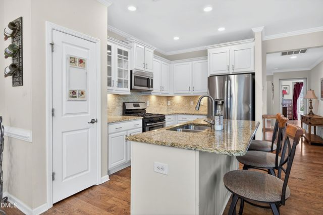 2025 Great Ridge Parkway, Chapel Hill, NC 27516