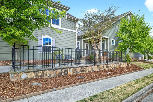 2025 Great Ridge Parkway, Chapel Hill, NC 27516