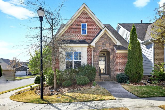 2025 Great Ridge Parkway, Chapel Hill, NC 27516