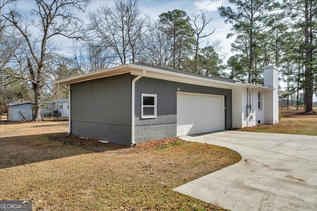 480 Country Club Road, Dublin, GA 31021