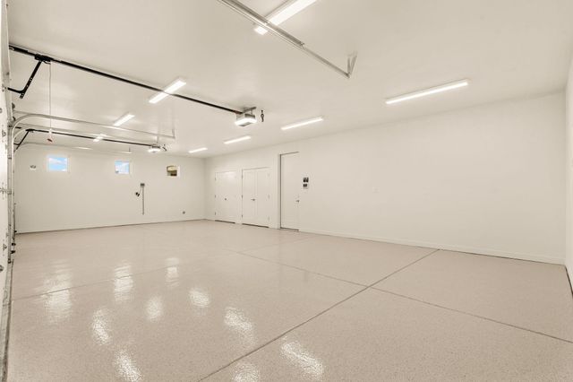 716 Colorado Mountain Road NE, Rio Rancho, NM 87124