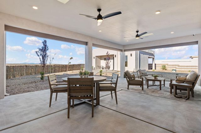 716 Colorado Mountain Road NE, Rio Rancho, NM 87124