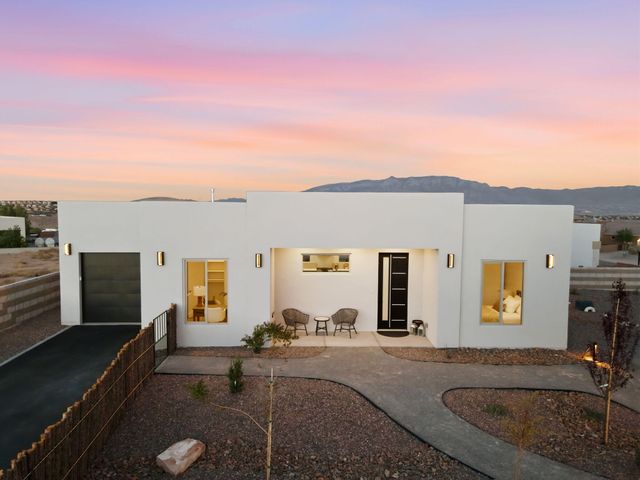 716 Colorado Mountain Road NE, Rio Rancho, NM 87124