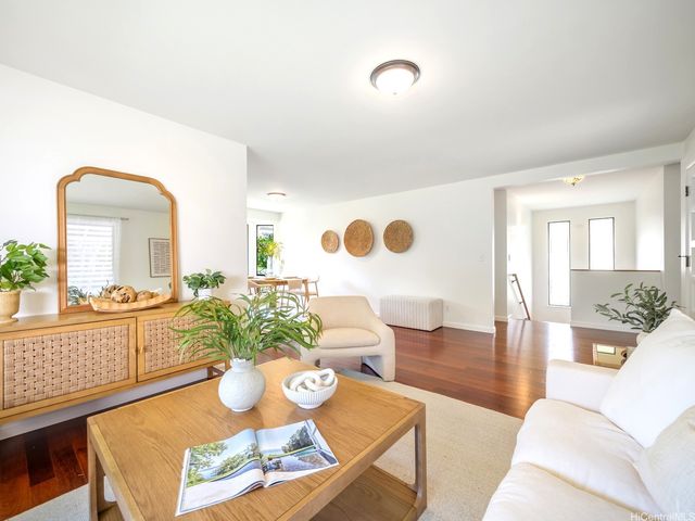 3656 Alani Drive, Honolulu, HI 96822