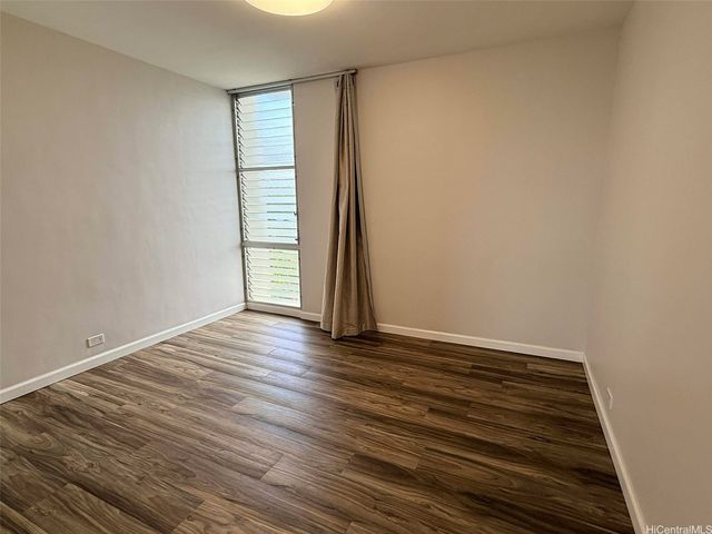 949 Ala Nanala Street 1202, Honolulu, HI 96818